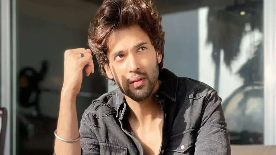 क्या है Parth Samthaan का सोशल मीडिया से ब्रेक लेने का कारण? जानें पूरी कहानी!