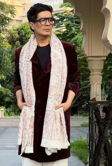 क्या आप जानते हैं मनीष मल्होत्रा की प्रेरणादायक कहानी? जानें कैसे बने फैशन के बादशाह!