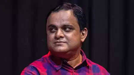 बंगाली सिनेमा के सितारे ब्रात्य बसु: कला, शिक्षा और राजनीति में उनकी अनोखी यात्रा