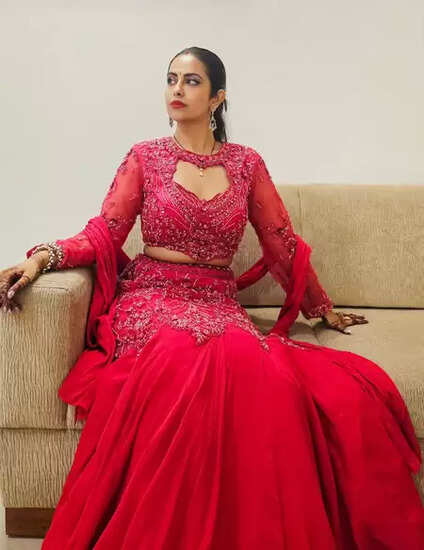 क्या आप जानते हैं अविका गौर ने शादी के मौसम में क्या किया? जानिए उनकी नई तस्वीर के बारे में!