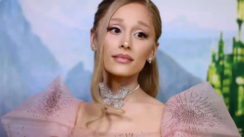 Ariana Grande ने व्हाइट हाउस के खिलाफ खोला मोर्चा, जानें क्या है मामला!