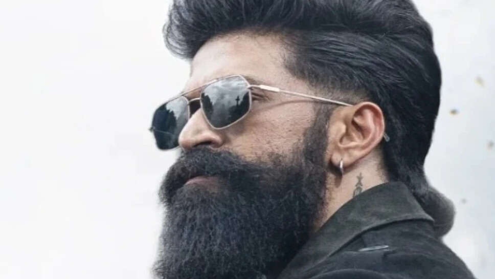 यश की फिल्म Toxic पर विवाद: महिलाओं के संगठन ने उठाई आपत्ति