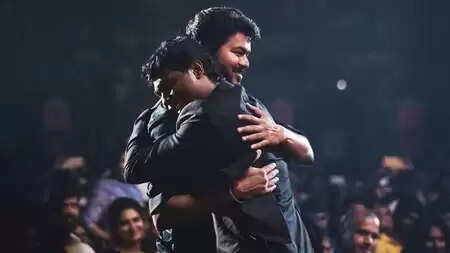 क्या है थलपति विजय की आखिरी फिल्म 'जना नायकन' का जश्न? जानें इस ऐतिहासिक कार्यक्रम की खास बातें!