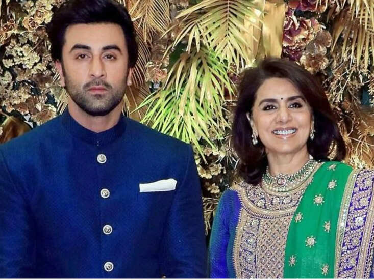 क्या आप जानते हैं रणबीर और नीतू कपूर का मस्तीभरा वीडियो क्यों हो रहा है वायरल?