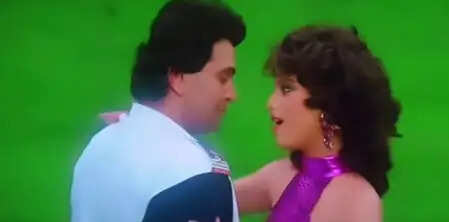 सोनम खान की पहली फिल्म 'विजय' की शूटिंग में आई मजेदार मुश्किलें!