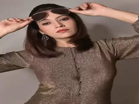 क्या है Parakh Madan की सफलता की कहानी? जानें उनके सफर के बारे में!