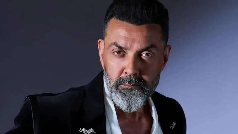 क्या Bobby Deol के बेटे भी बनेंगे फिल्म स्टार? जानें उनकी करियर योजनाएं!