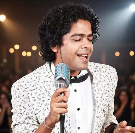 क्या जानते हैं आप नरेश अय्यर के बारे में? जानें इस युवा गायक की प्रेरणादायक कहानी!