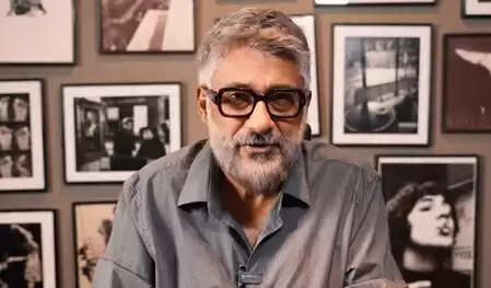 क्या है विवेक अग्निहोत्री की 'धुरंधर' पर राय? जानें उनकी दिलचस्प प्रतिक्रिया!