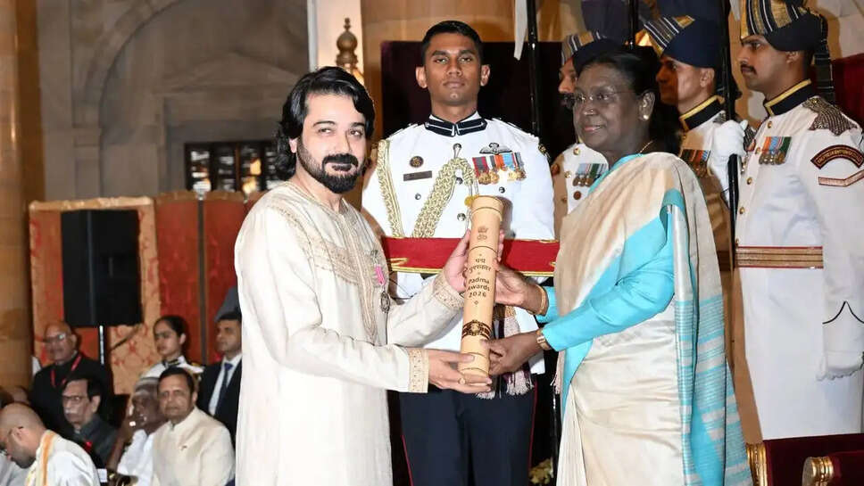 प्रसिद्ध बांग्ला अभिनेता Prosenjit Chatterjee को मिला Padma Shri, जानें उनकी भावनाएं
