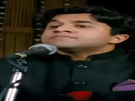 क्या आप जानते हैं चतुर रामलिंगम का असली नाम? जानें ओमी वैद्य की अनकही कहानी!