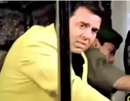 सुधा चंद्रन ने धर्मेंद्र को याद करते हुए भावुक श्रद्धांजलि दी