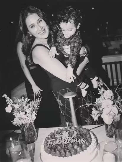 सागरिका घाटगे ने जन्मदिन पर साझा की खास झलकियां, जहीर खान को किया याद