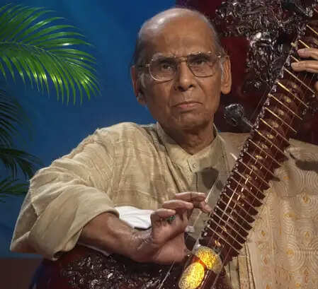 रुद्र वीणा के अंतिम उस्ताद: असद अली खान की अनकही कहानी