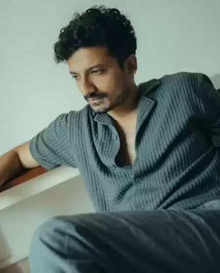 प्रियांशु पेन्युली की संघर्ष भरी कहानी: कैसे बने एक सफल अभिनेता?