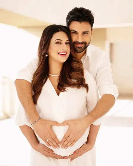 क्या विवेक दहिया की प्रेग्नेंसी की खबर ने बदल दी उनकी जिंदगी? जानें उनकी प्रतिक्रिया!