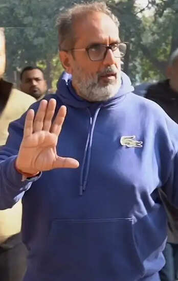 आनंद एल राय की नई फिल्म 'तू या मैं': एक अनोखी क्रिएचर सर्वाइवल थ्रिलर की कहानी