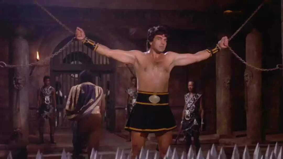 धर्मेंद्र की अंतिम फिल्म 'इक्कीस' पर श्रीराम राघवन का भावुक श्रद्धांजलि