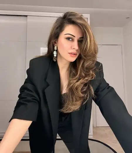 हंसिका मोटवानी की नई वेब सीरीज 'गली': हैदराबाद की बोली में ढलने की चुनौती!