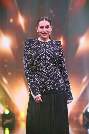 क्या आप जानते हैं 'हसीना मान जाएगी' के पीछे का मजेदार किस्सा? करिश्मा कपूर ने किया खुलासा!