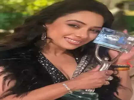 रुपाली गांगुली ने 'अनुपमा' से जीता बेस्ट एक्ट्रेस का खिताब, जानें उनकी मेहनत की कहानी!