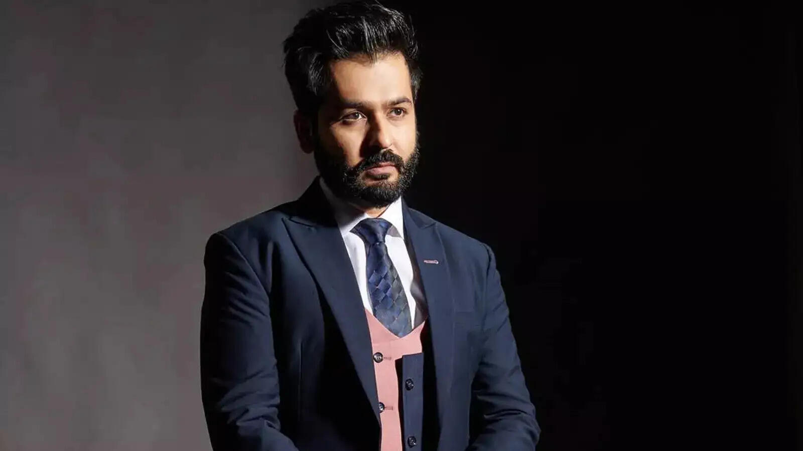 आदित्य धर की पहलगाम हमले पर प्रतिक्रिया: सोशल मीडिया पर मचा बवाल!