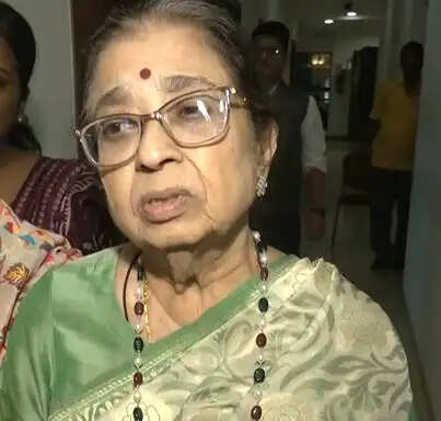 मुंबई में न्यूजमेकर्स अवार्ड्स 2026: कौन-कौन से सितारों ने जीते पुरस्कार?