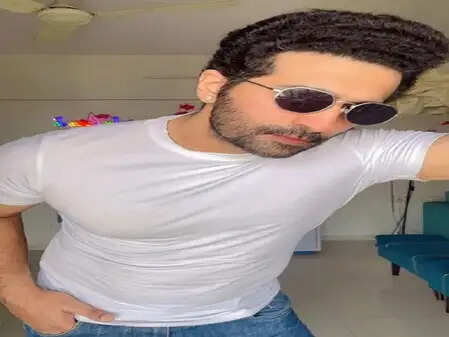 क्या है फिल्म 'अस्सी' की कहानी? जानें साहिल सेठी की खास बातें!