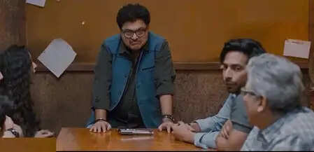 अशोक पंडित ने कैमरे के सामने आकर दिखाया नया अवतार, फैंस से मांगी प्रतिक्रिया!