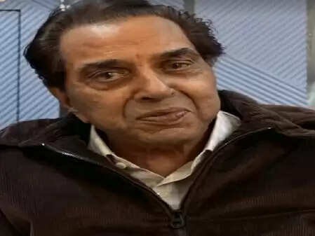 धर्मेंद्र की अंतिम फिल्म 'इक्कीस' का ट्रेलर हुआ वायरल, बॉबी ने साझा किया खास वीडियो