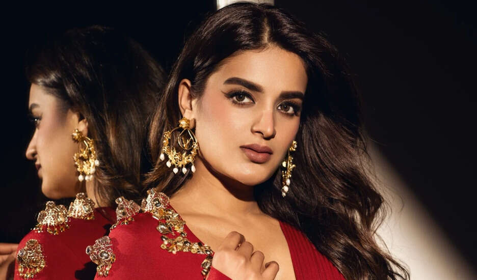 निधि अग्रवाल के साथ भीड़ की धक्का-मुक्की, 'द राजा साब' का गाना हुआ लॉन्च