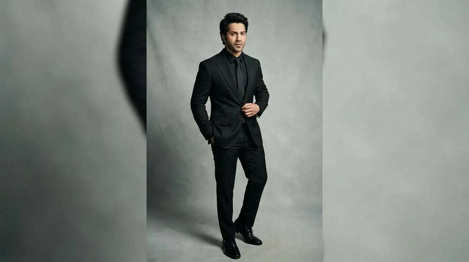 Varun Dhawan के जन्मदिन पर उनके बेहतरीन फैशन लुक्स की झलक!