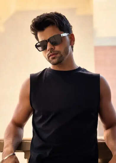 क्या है 'कप्तान' में सिद्धार्थ निगम का अनोखा किरदार? जानें एक्शन और इमोशन का संगम!