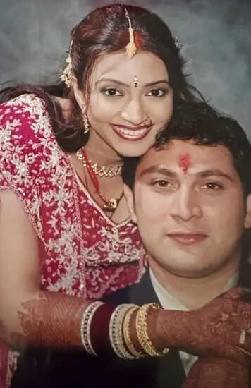 राजेश कुमार की शादी की 22वीं सालगिरह: पत्नी के लिए लिखा दिल छू लेने वाला संदेश