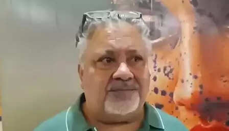 क्या है 'अस्सी' फिल्म की कहानी? जानें मनोज पाहवा की जुबानी!