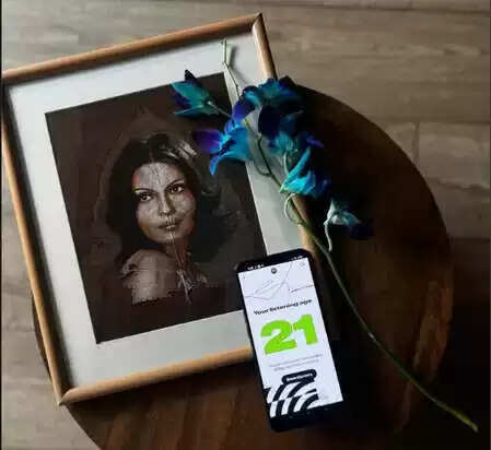 जीनत अमान का फिटनेस राज: जानें उनकी वर्कआउट प्लेलिस्ट में कौन से गाने हैं शामिल!