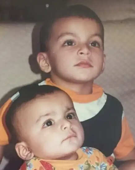 शिखर पहाड़िया के जन्मदिन पर वीर ने साझा की बचपन की यादें, खुशी कपूर ने भी भेजी बधाई!