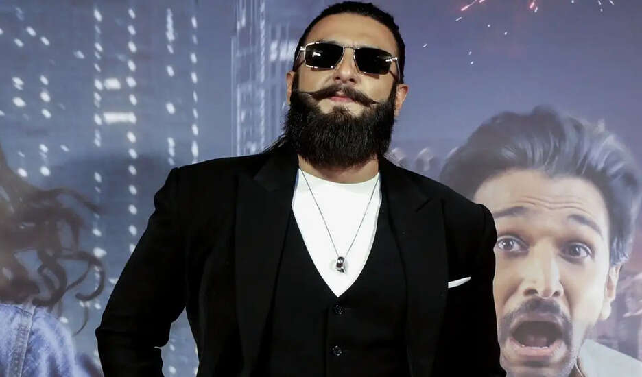 रणवीर सिंह की संघ प्रमुख से मुलाकात: सिनेमा और राजनीति के बीच नया मोड़