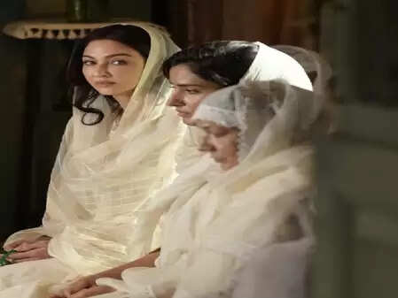 क्या है 'धुरंधर' फिल्म का राज? सौम्या टंडन ने साझा की शूटिंग की दिलचस्प बातें!