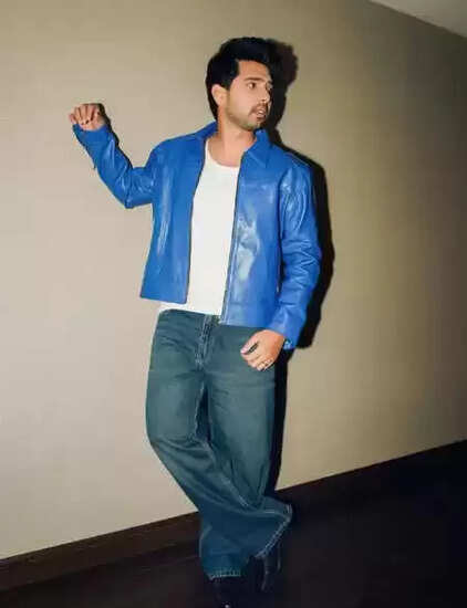 क्या है 'गुस्ताख इश्क' के गाने 'चल मुसाफिर' का जादू? अरमान मलिक ने साझा की अपनी अनोखी यात्रा!