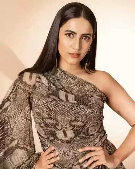 निहारिका कोनिडेला: चाचा पवन कल्याण और भाई राम चरण का समर्थन है मेरी सफलता का राज!