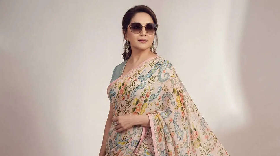 Madhuri Dixit के स्टाइल से सीखें: कैसे बनाएं अपने लुक को क्लासिक और ट्रेंडी!