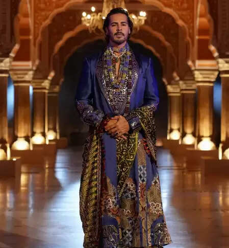 डिजिटल युग में डिनो मोरिया की नई वेब सीरीज 'फोर मोर शॉट्स' और पुराने दिनों की यादें