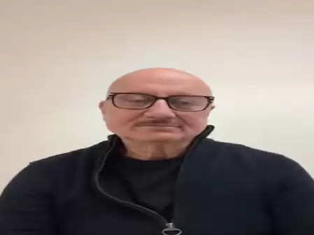 अनुपम खेर ने नए साल में लिया ये खास संकल्प, जानें क्या है उनका संदेश!