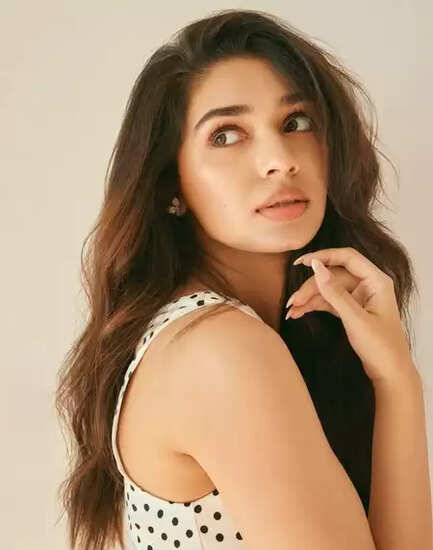 क्या कृति शेट्टी ने देखी आत्मा? जानें 'वा वाथियार' के शूटिंग अनुभव के बारे में!