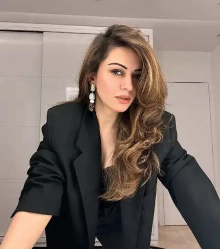 हंसिका मोटवानी: बचपन से लेकर अब तक का सफर और सफलता की कहानी