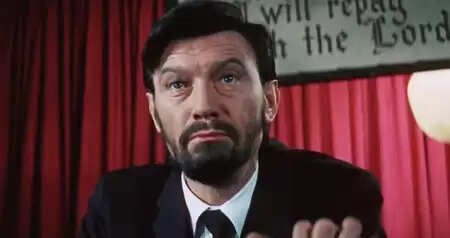 कौन थे लॉरेंस हार्वे? एक अभिनेता की कहानी जो ग्लैमर के पीछे छिपी जंगों से भरी थी