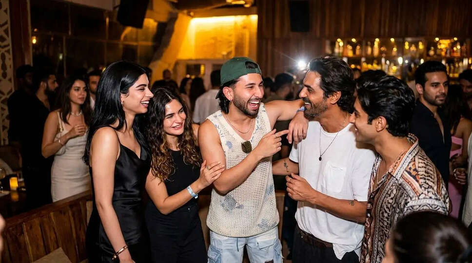 Orry की पार्टी में सितारों की चमक: एक यादगार शाम की झलक