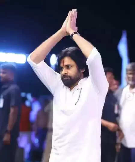 राम मंदिर में 'धर्म ध्वज' फहराने पर पवन कल्याण की खास प्रतिक्रिया