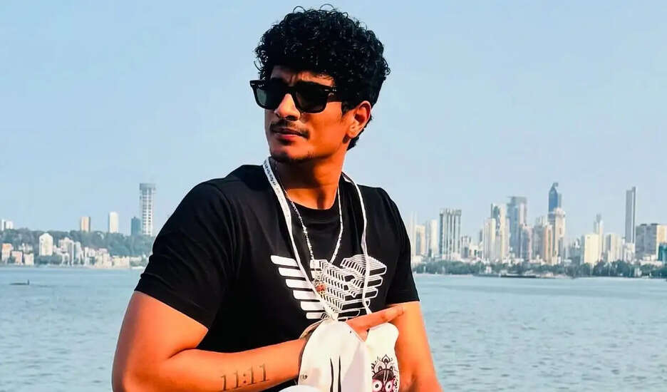 पलाश मुच्छल के खिलाफ गंभीर आरोप: गायक पर धोखाधड़ी और जातिसूचक गालियों का मामला दर्ज